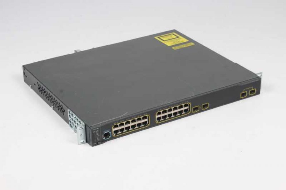 ME C3750 24 10/100+2SFP+2SFP SWITCH